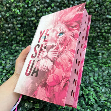 Bíblia Sagrada Feminina Leão Yeshua Rosa